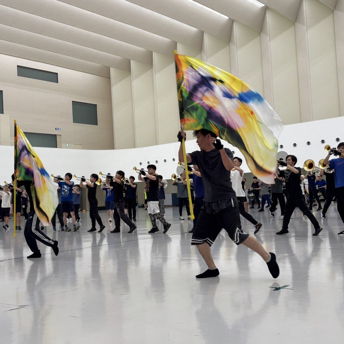 明日は『第45回マーチングバンド東京都大会』です。

いままで練習の成果を、存分に発揮できるように頑張ります！

会場：工スフォルタアリーナ八王子
出演：バンガード・ジュニア14:25～／バンガード15:05～