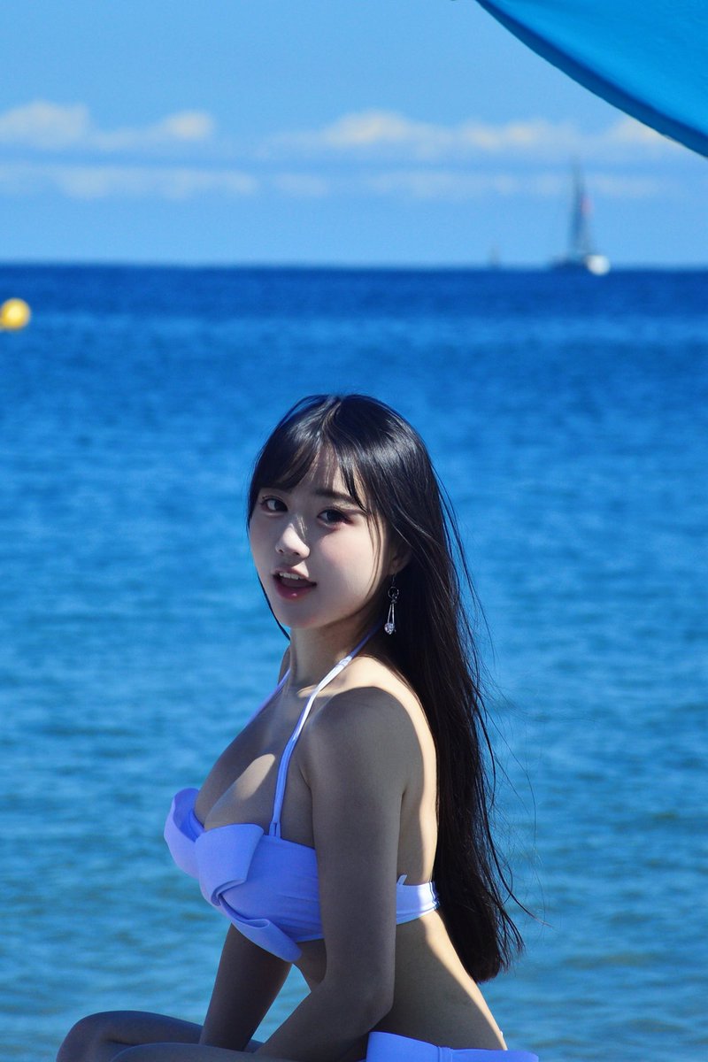 福利姬量子玫瑰分享的黄推图片2 - 网红私拍内容