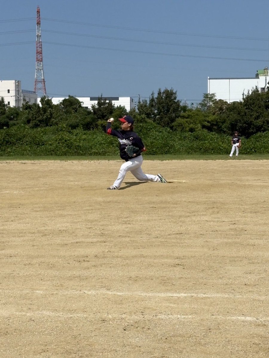 re_b_c tweet picture