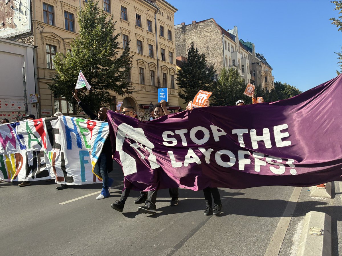 bix_bit's tweet image. Protest now at Lieferando HQ again mass layoffs and illegal subcontracting @LWC_Berlin