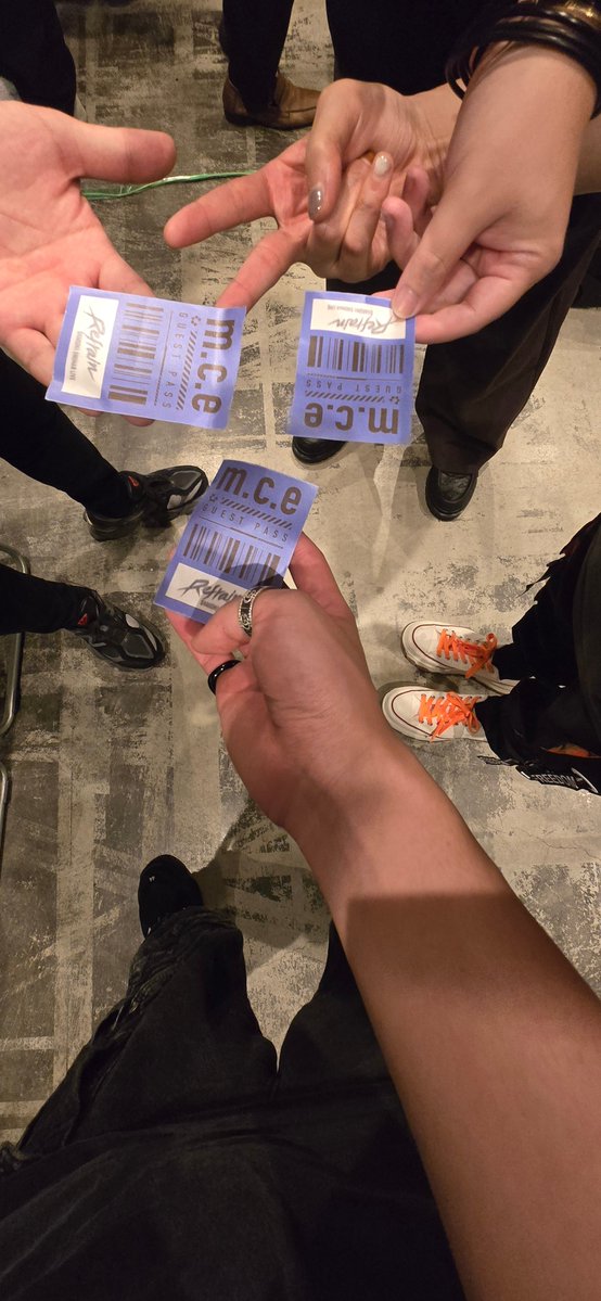 mutyatya240's tweet image. しゃけワン見てきたぞ！！
ロックな感じもアコースティックも全部良かった！！
間違いなく強かった！
#しゃけワン