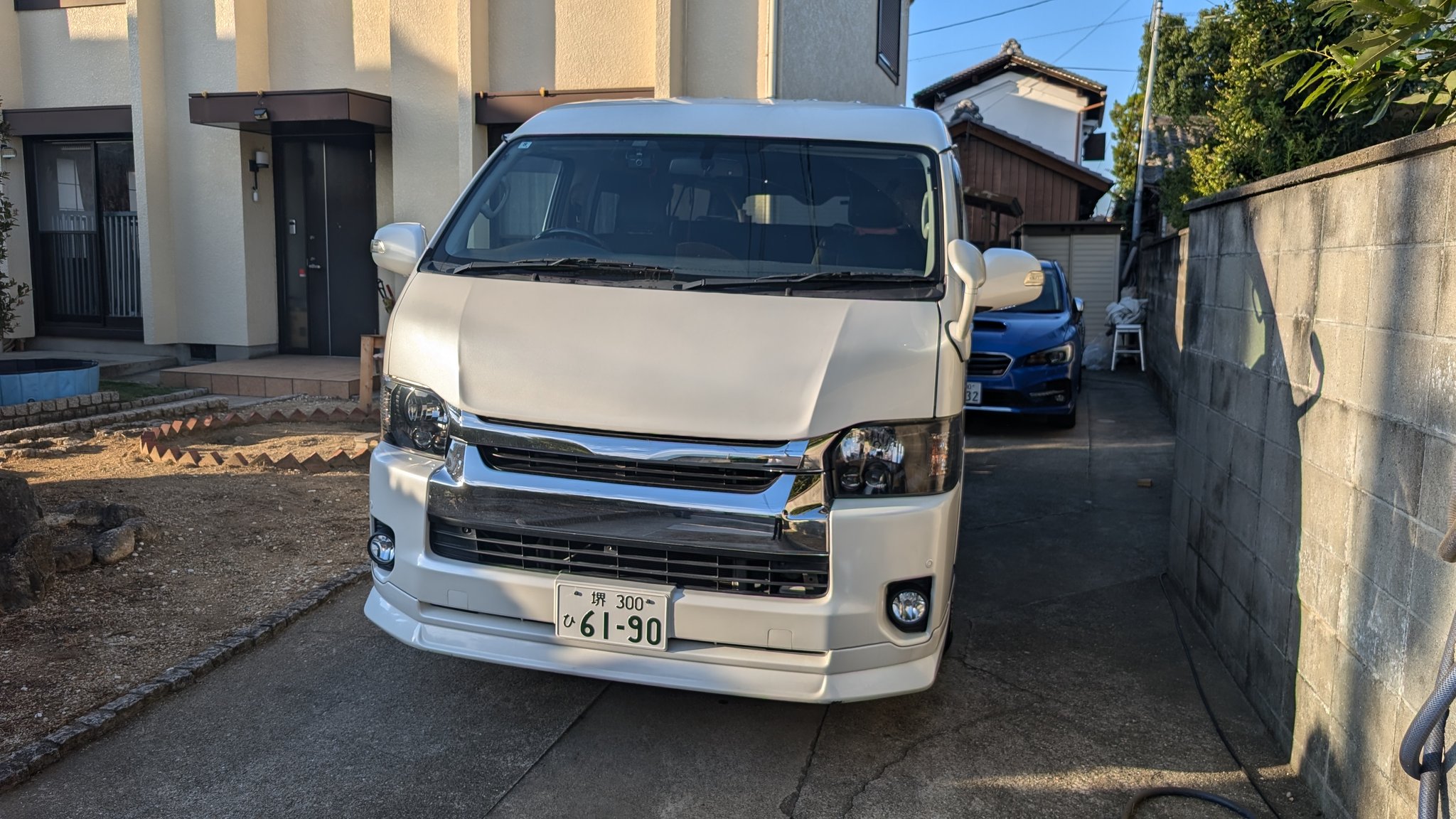 zun❗️美品❗️低走行　ハイエース　TEIN テイン STREET 楽天市場】ハイエース（ブランドテイン）（車高調整キット