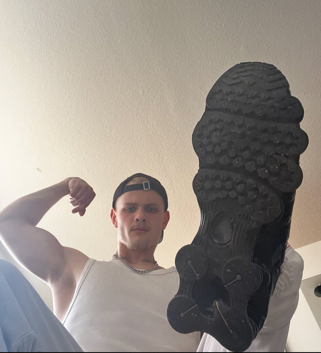 MasterphilDE's tweet image. Stay the fuck down under my sole. You ain’t shit but dirt to crush. Your place is permanent – beneath me, broken.😈🔥

#FootDom #Trampling #Crushed #StayDown #Obey #Kneel #Humiliation #Domination 

RT👀

@AlphaMaleWorld1 @findomfan420
@rt_feet @uk_feet_lad @Toeypromo…