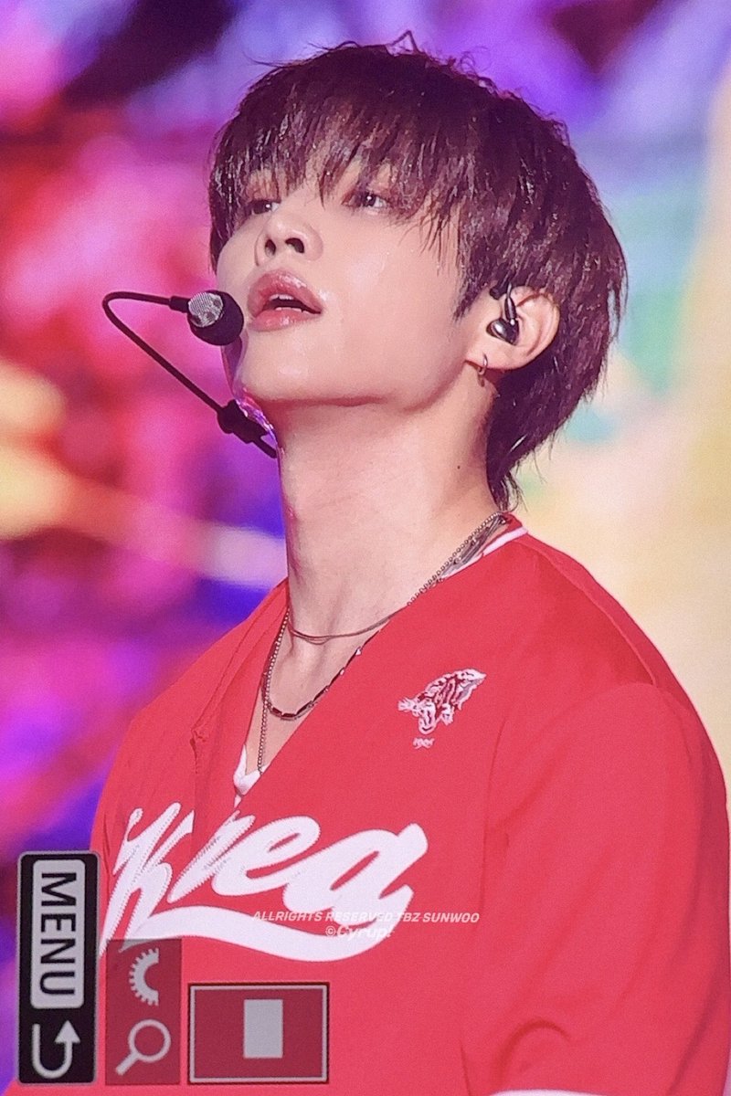 250927
기요밍 ♡♡♡

#더보이즈 #THEBOYZ
#선우 #SUNWOO