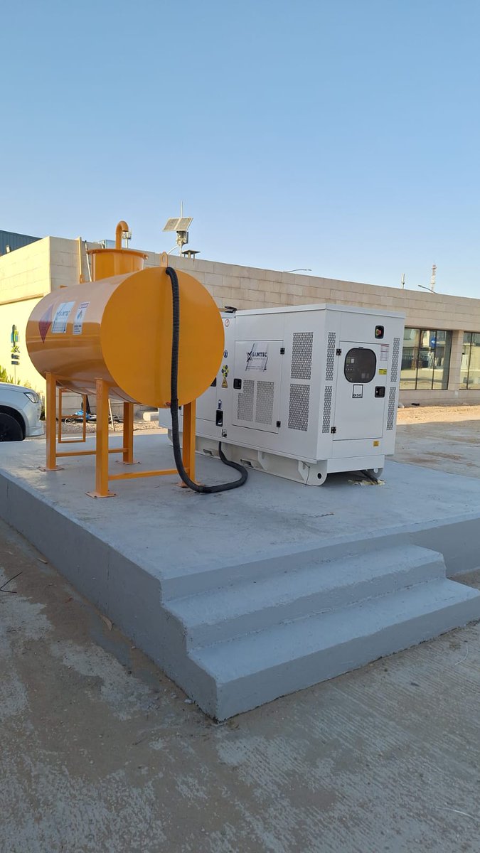 اليات الصحراء | Desert Machinery tweet media