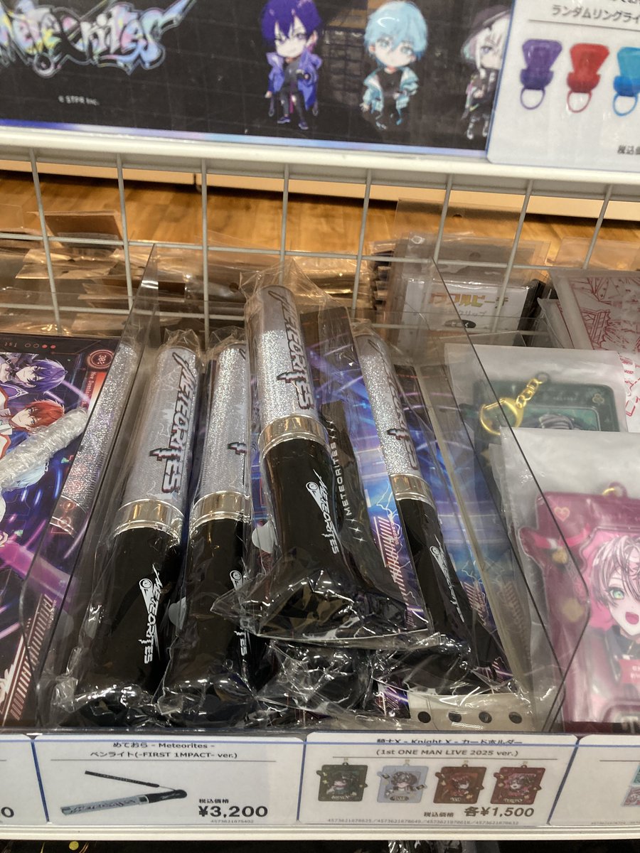 めておら - Meteorites -グッズ】 当店でアクリルスタンド(-FIRST
