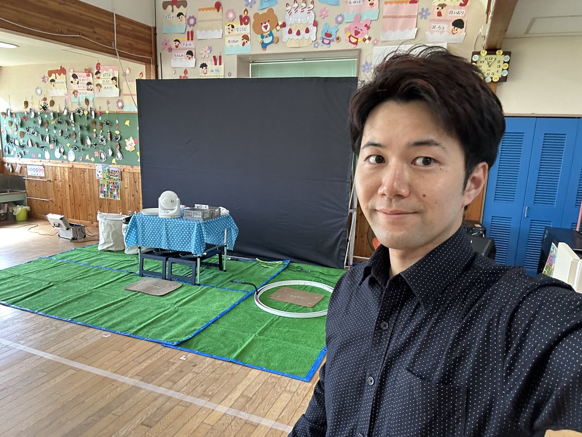 今日は南部町の幼稚園様でシャボン玉ショーでした！
毎回子ども達が大盛り上がりで、楽しいことになっています😊

ショーの後、シャボン玉の中に入っての写真撮影も大人気です！
ありがとうございました！