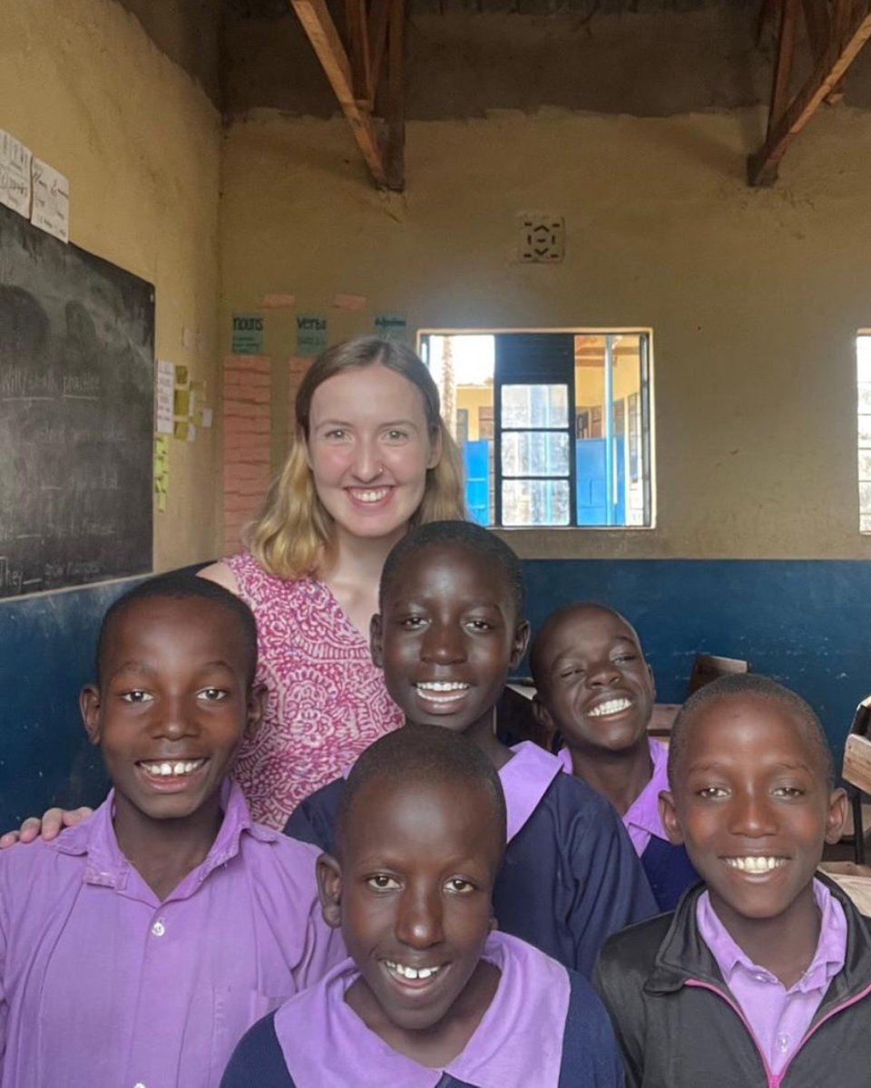 PeaceCorps's tweet image. #PeaceCorps Kenya Education Volunteer Audrey reflects, "I genuinely feel most at home in Kenya among my students." 📚 🇰🇪  

If you're interested to work with Deaf students as a Peace Corps Volunteer in Kenya, apply now: bit.ly/PceCrpsKenyaDe…

#DeafAwarenessMonth