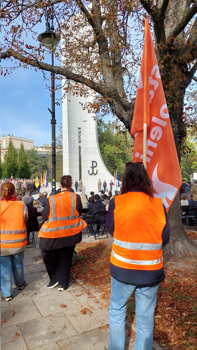 Obchodzimy dzień Polskiego Państwa Podziemnego.

Oddajemy cześć tym którzy stawiali opór przed nami