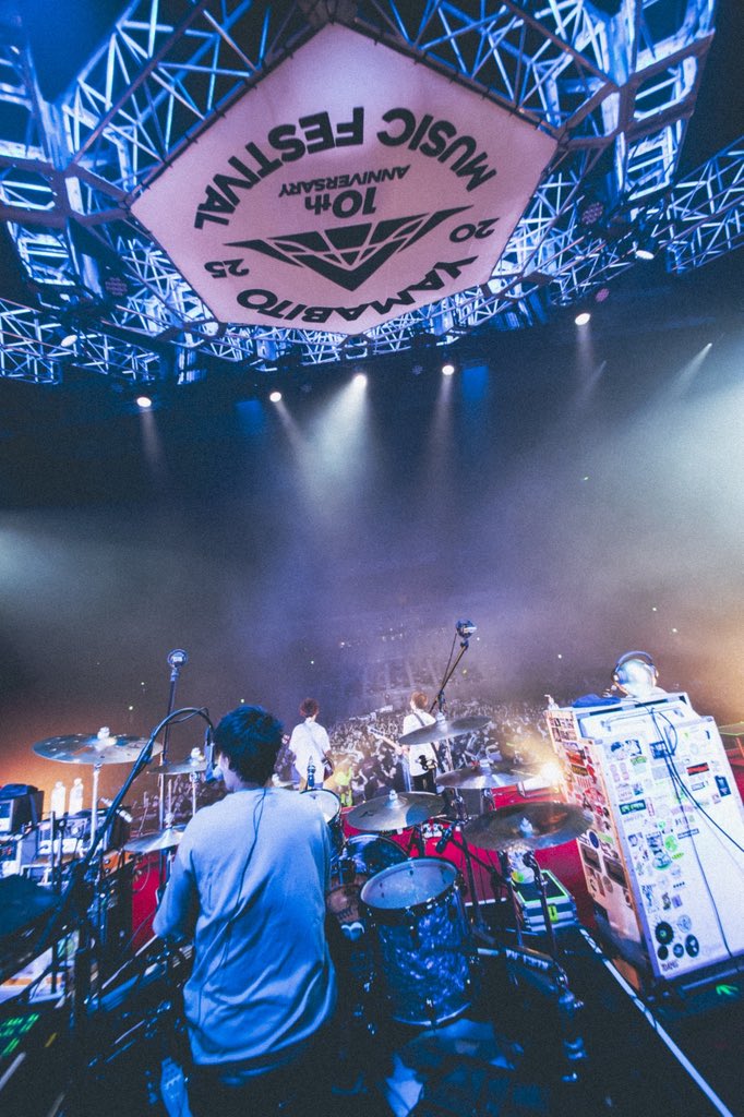 04GENLS's tweet photo. 2025.09.21 日本トーターグリーンドーム前橋
『山人音楽祭2025』
ローカルフェスの最高傑作。G-FREAK FACTORYというレベルミュージック。イニDファンの僕としては群馬は聖地だったりします。打ち上げで熱い話をした気がするけど、猪狩さんに飲まされたテキーラでほとんどの記憶を置いてきたのでした。 https://t.co/cZX7zrGjRa