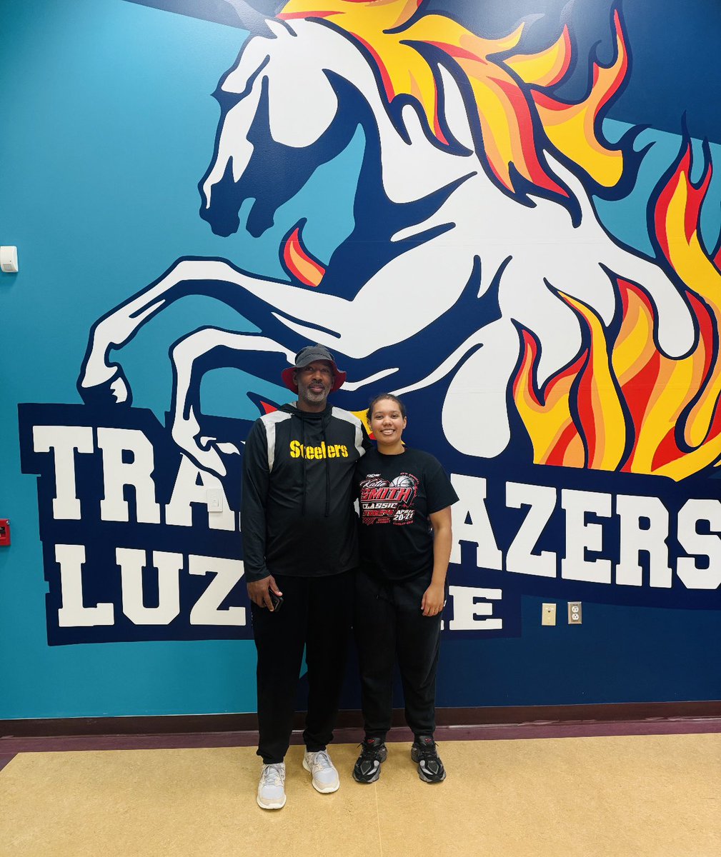 Lady ☘️🏀 getting offers and taking Visits 
<a href="/renibolden8/">Serinity “Reni” Bolden</a> <a href="/Ninastevens23/">Nina Stevens</a> <a href="/BigKyraK/">Kyra Melvin</a>