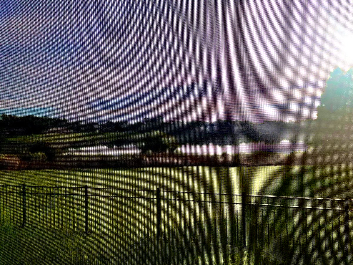 LoreleiEllen's tweet image. Happy Saturday!

💚🌊

#HelloFall