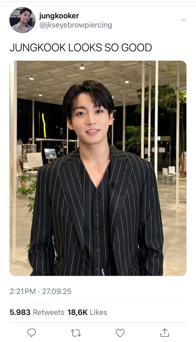 tksdelight's tweet image. #taekookau wherein rookie actor Taehyung benefits from attending events for exposure even if he isn’t fond of doing so.

Jungkook, a popular singer, spots him sitting down on the ground at a party, intrigued.