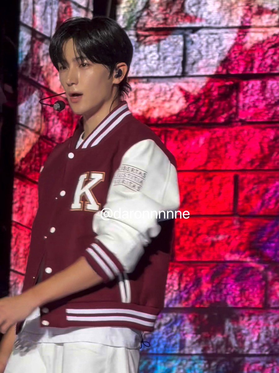 오늘 현재 완전 왕자님ㅋㅋ 코 보셈ㅋㅋㅋㅋ