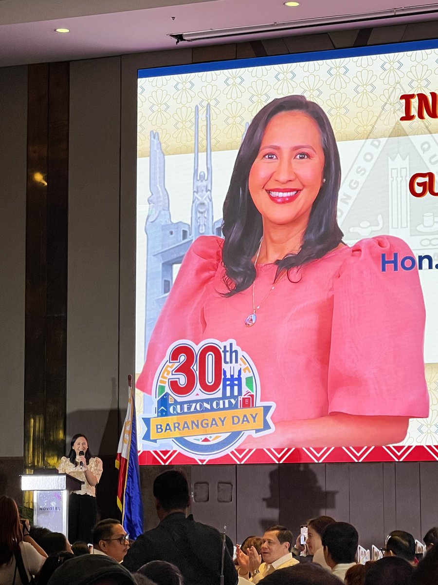 jesusfalcis's tweet photo. During the Barangay Day of Quezon City, Mayor Joy Belmonte goes up the podium with thundering applause from all Barangay officials.

The energy is electric and she is speaking after Vice Mayor Gian Sotto who already mentioned the concerning issues in the national government.

Mayor Joy recounts the Facebook post of Bea, the daughter of a DPWH Engineer who resigned from the position because he was told to sign on a non-existent (ghost) project.

She makes the audience say, “Dapat all!”

The audience shouts loudly.

Mayor Joy Belmonte then gives a trivia about the words “good governance” - she notes that it seems like it’s only a word in the Philippines because bad governance is an option.

She congratulates all Barangay officials who took up further studies in the Quezon City University and how Barangay officials are at the forefront of good and effective governance.

She called on all Barangay officials to be loyal to the public and not to a single politician.

“We should only be loyal to the public we serve!

Not to a politician. Bakit? Dahil pinapa travel or trip kayo?

Taumbayan ang dahilan bakit tayo nandito.”

She ends by saying integrity should be the core of public servants and integrity is important in public service. 💯

#QuezonCity
#JoyBelmonte