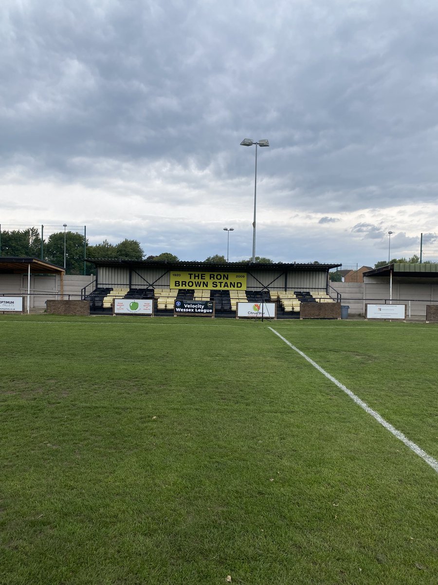 clanfieldfc's tweet photo. 📍GU14 8PF https://t.co/8s8pBG48mA