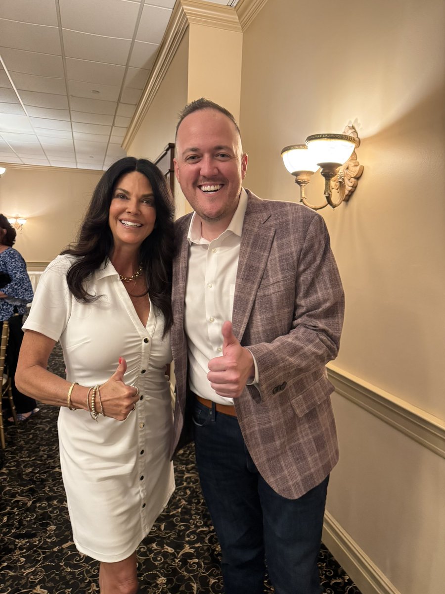 luckyvalpal's tweet image. A fantastic #Delco town and GOTV event for outstanding local candidates who are committed to keeping Upper Chichester a great place to live, work, and learn. Thank you Upper Chi for your warm welcome. @KevinPosobiec @Maloney in the house lending their support making it “extra!”…