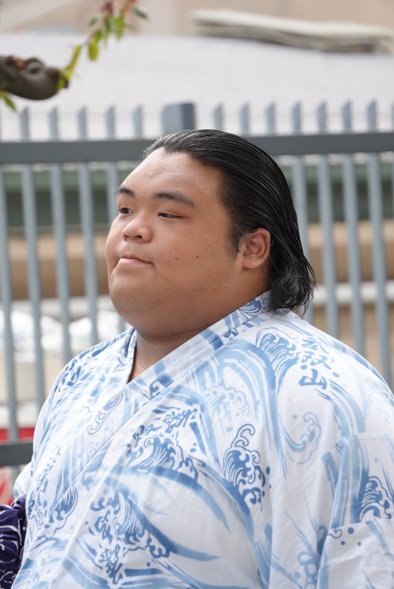 旭海雄-五島がついに組まれてしまった...
どうすれば..いいのですか...私は😇😇