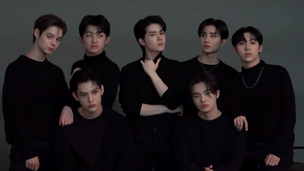 starfess's tweet image. -star  Happy ending dengan jalan yang berbeda. At the end, kita tetep menang.

Mau makasih banget buat semuanya yang udah dukung dan udah sayang sama mereka sampe sekarang, makasih banyak:( &amp;lt;3