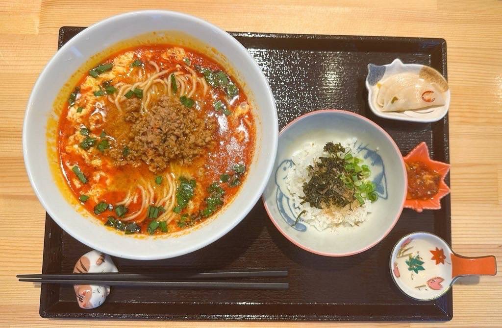 ラーメン屋「猫ニ叉タビ」 tweet media
