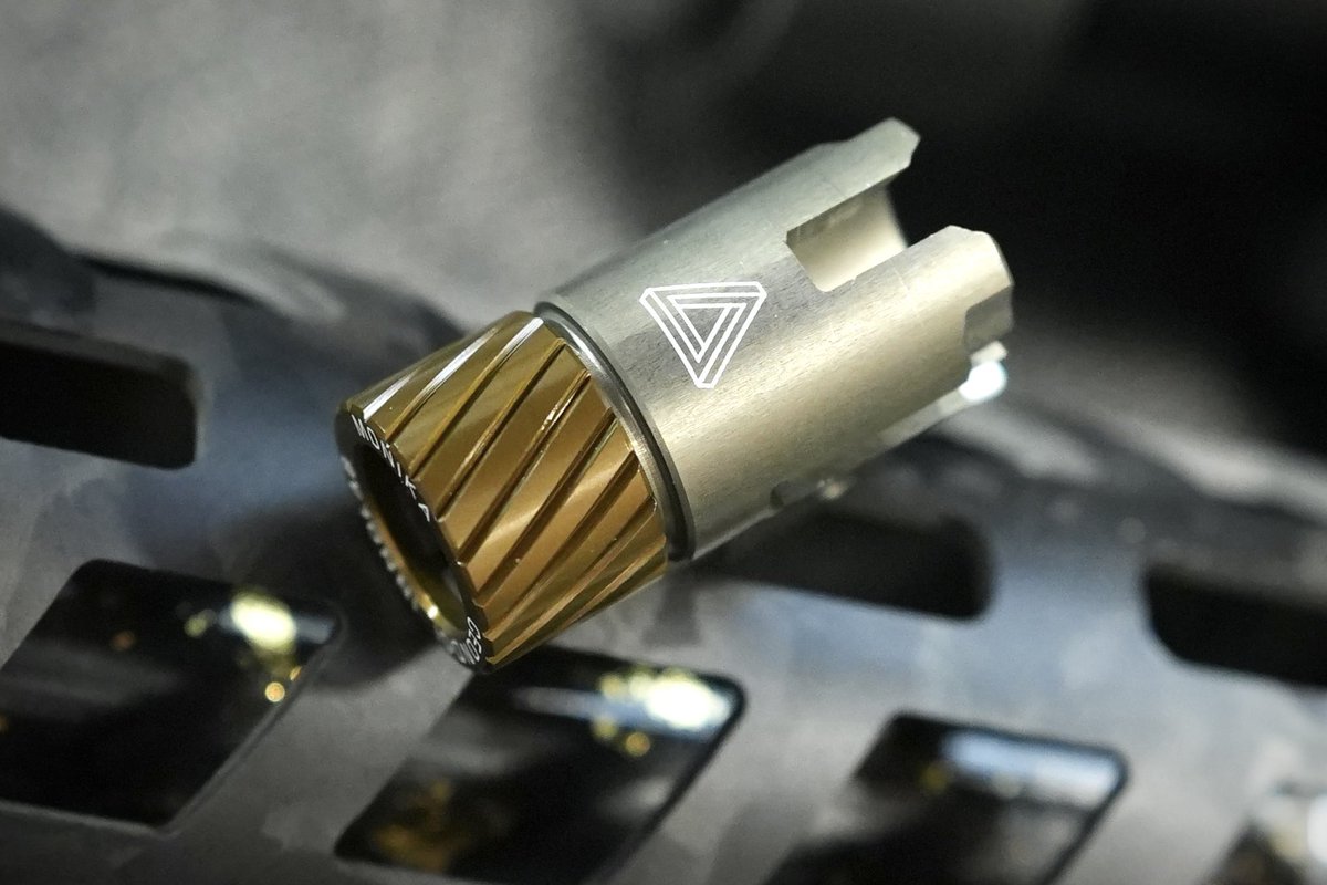 jkarmy_int's tweet image. Ceondoi CNC Aluminum
MONIKA full set Hop Up Chamber & Adjuster
For Marui TM MWS GBBR Series 🔥
ACCURACY ⬆️
#ceondoi #mws #hopup #monika