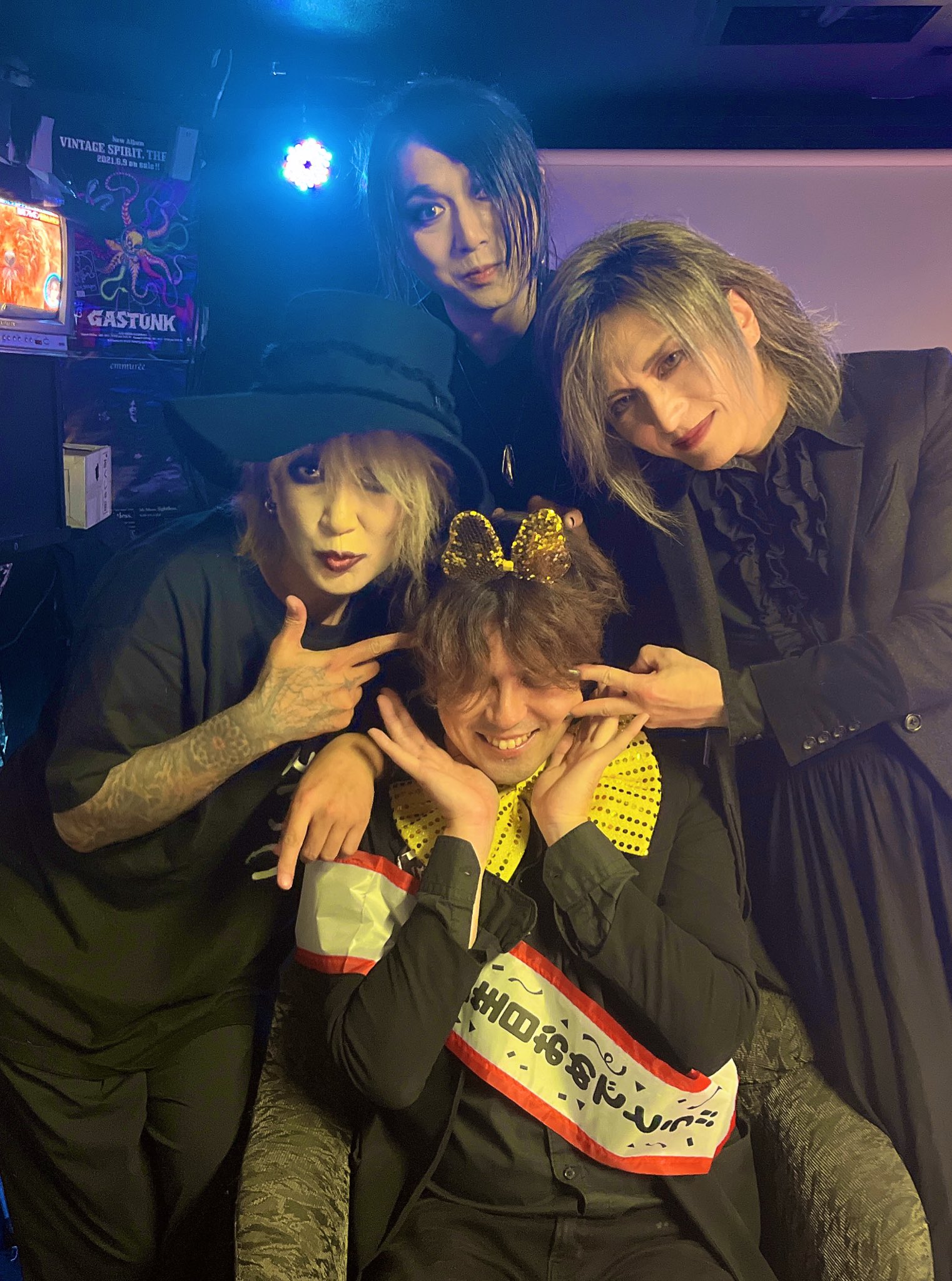 チヨコ⭐ FICCE フィッチェ YOSHIYUKIKONISHI 総柄 ニット マルチカラー