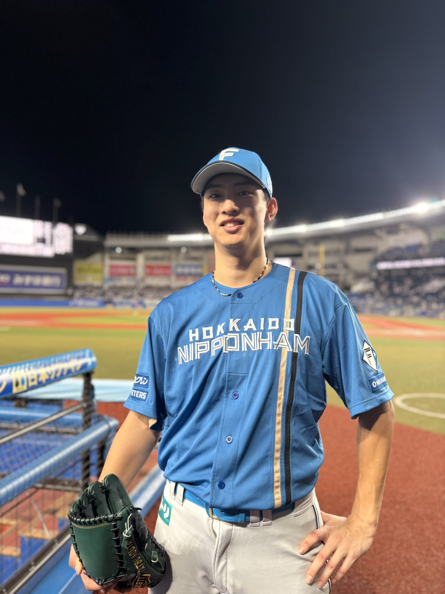 匿名即日発送 Lサイズ 達孝太 日本ハム　ユニフォーム　新品未開封 匿名即日 Lサイズ 日本ハムファイターズ 達孝太 ユニフォーム