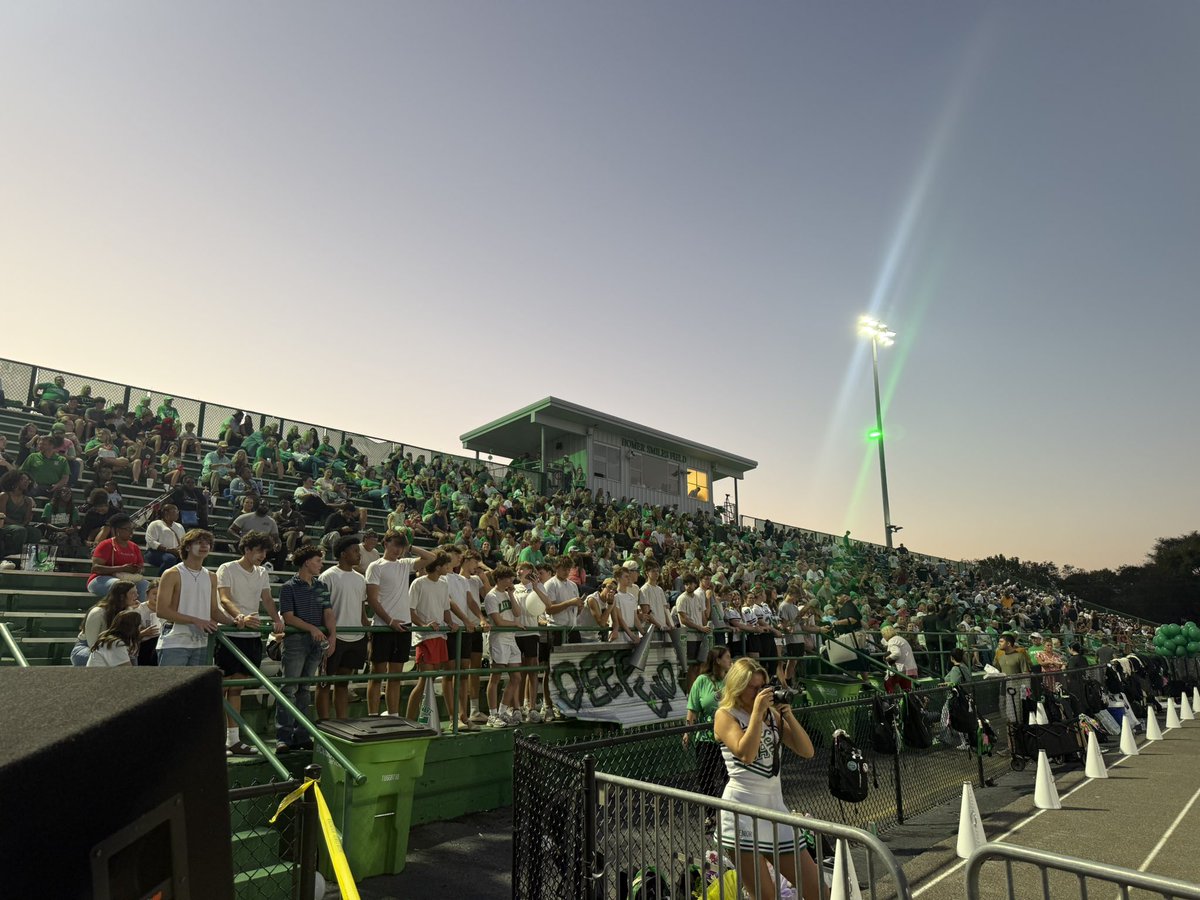 Tribuneland Friday Night Lights: <a href="/LeedsFTBL/">Leeds Football</a> defeats <a href="/BCS_Lions/">Briarwood Athletics</a> 

trussvilletribune.com/2025/09/27/lee…