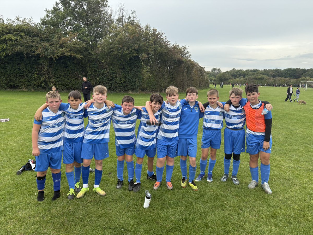 MaghullYellow's tweet image. Tough game against a quality TQ team, we competed well for the first 60 mins but finally ran out of steam, eventually losing 6-0. Both parents and coaches MOTM 🏆🏆went to super stand in Keeper Oliver J who was immense. 2 more levellers to go then the season can start. 💙💛