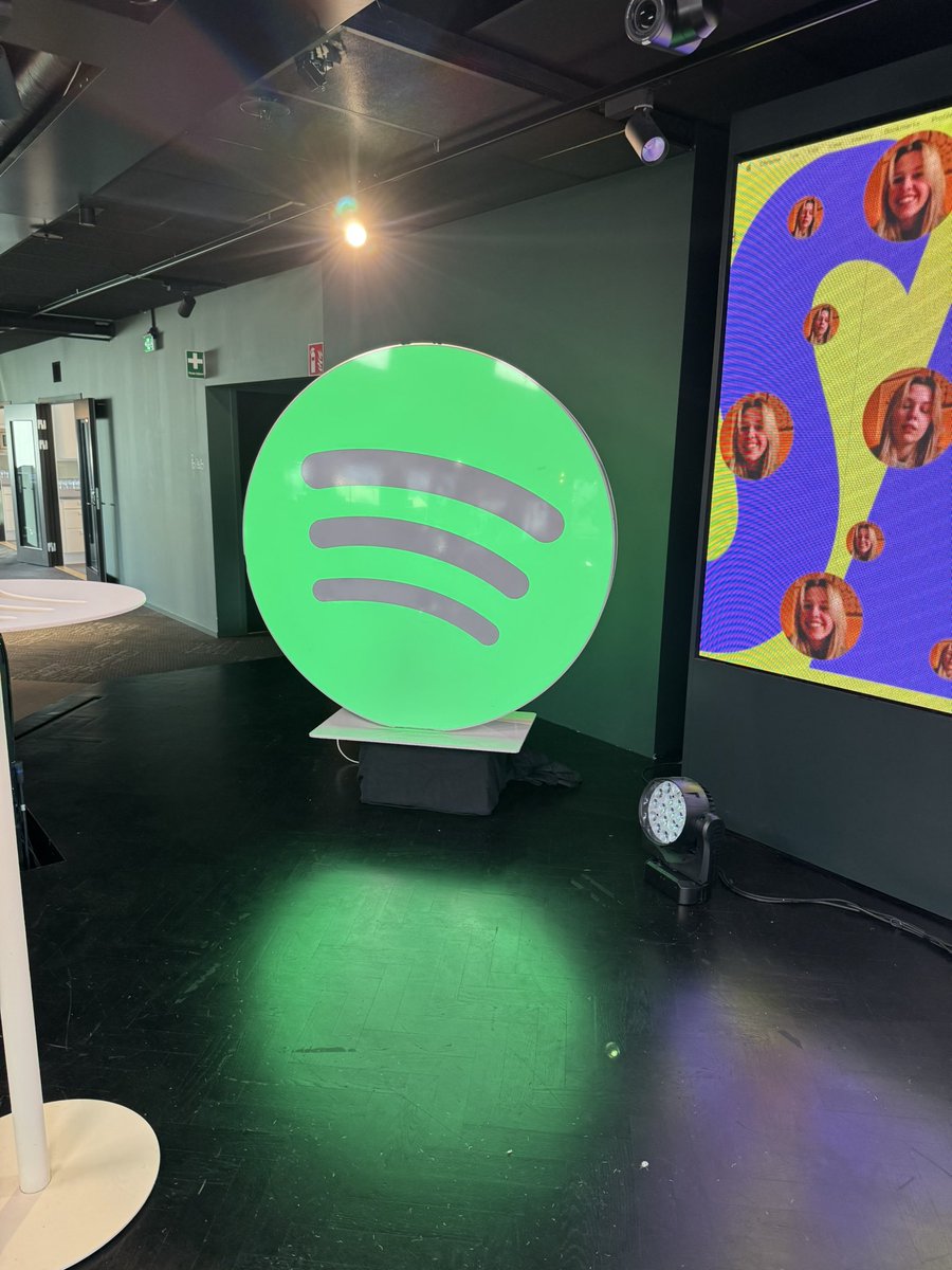 svorklab's tweet image. Full house at @Spotify 
What a huge success @intodsconf 

Thanks @Spotify, @IKEA, @figma for presenting 

📍Spotify HQ, Stockholm 🇸🇪