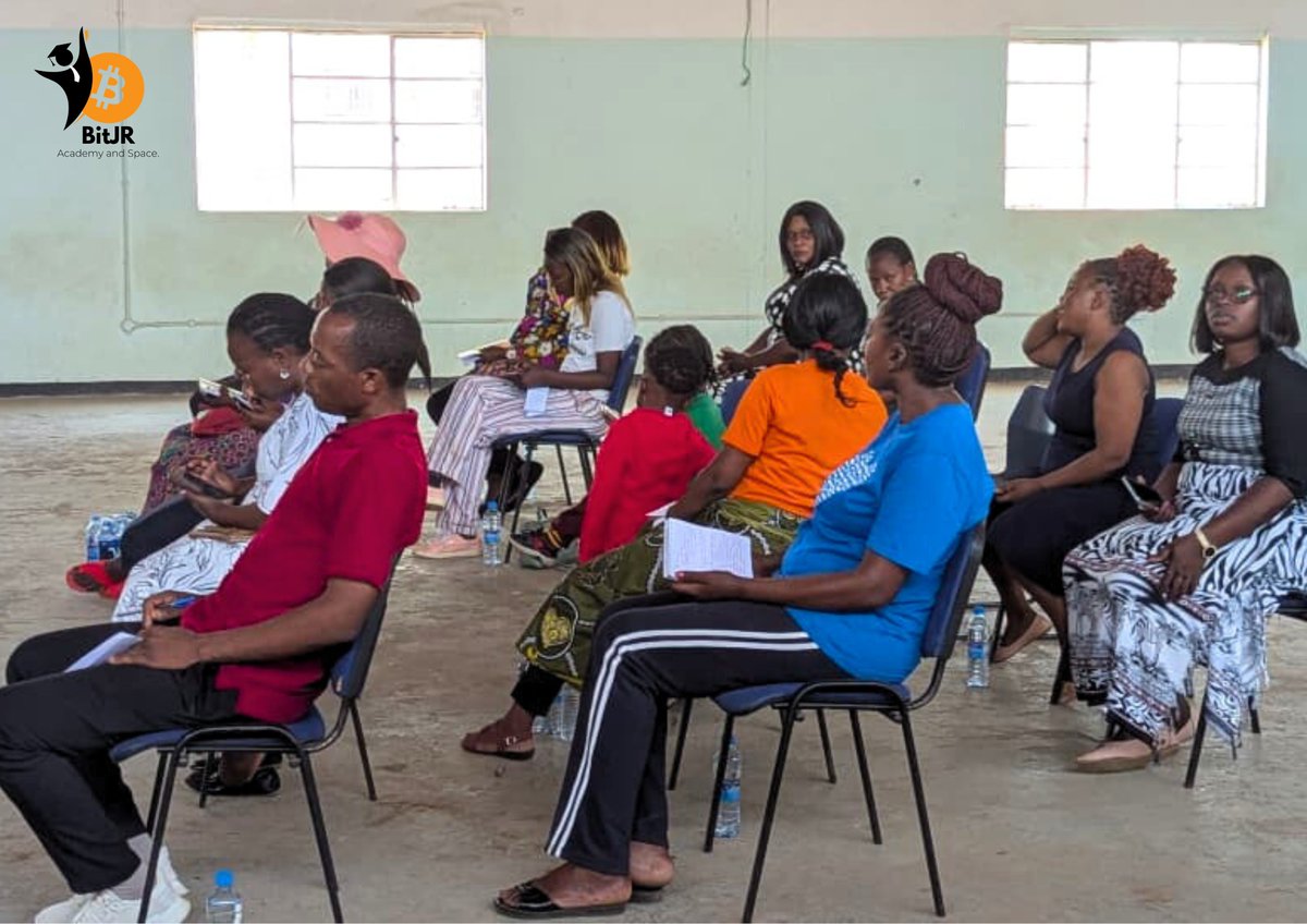 BitJracademy's tweet photo. #studybitcoin #localschools #Livingstone #Zambia #Bitcoin #BJAS #kidsbitcoin #teachers https://t.co/YFji2SHBZi