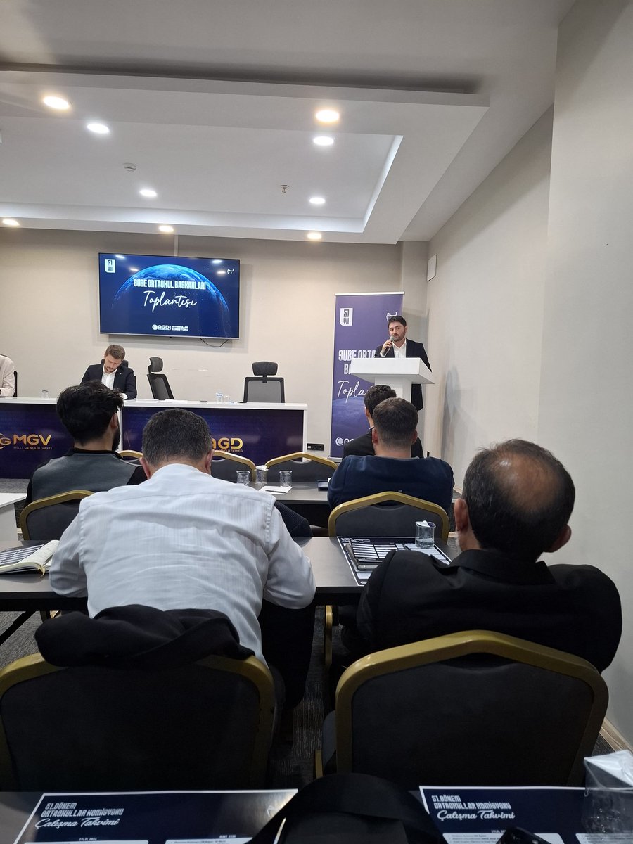 📌 Şube Ortaokul Komisyon Başkanları Toplantısı

Birim Başkanımız Bilal Faruk Aslan, Birim Sunumlarını  Gerçekleştirdi.

#AğacınKöküEminEllerde