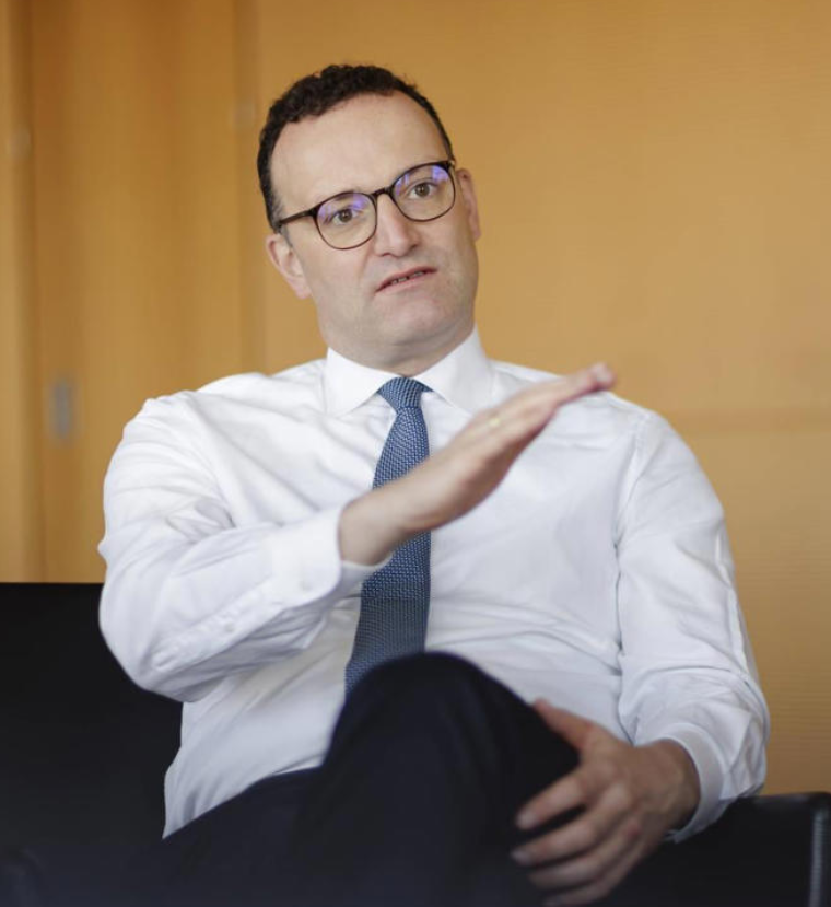„Auch eine Frage der Gerechtigkeit“ Spahn pocht auf komplette Streichung des Bürgergelds für Job-Verweigerer

Ich poche auf einen RAUSWURF von #Spahn wegen dubiosen Geschäften, die den Staat Milliarden kosten

Eine Frage der Gerechtigkeit?
Das muss er gerade sagen #SpahnRücktritt