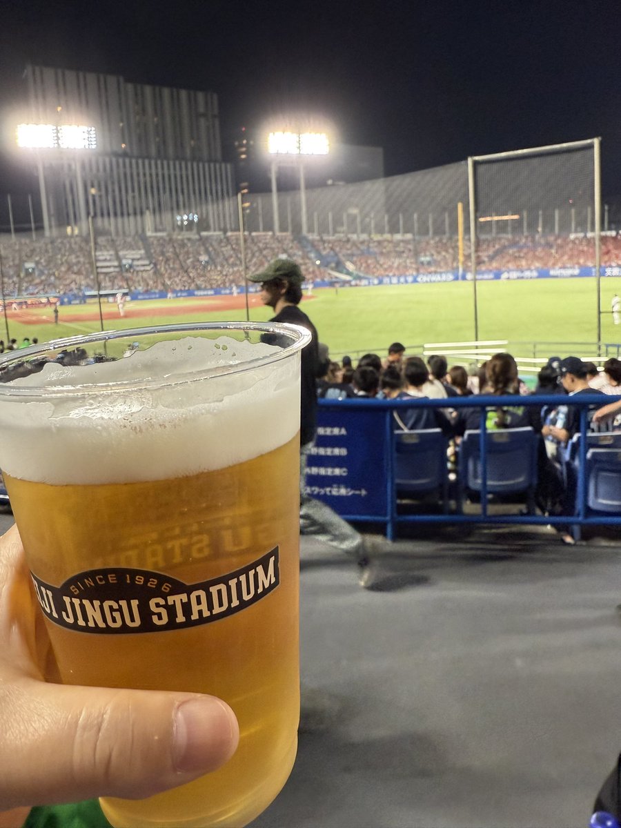 現地すわほー
川端さんのヒロイン聞いて泣きました
寂しい
明日も勝つぞー
スワローズ