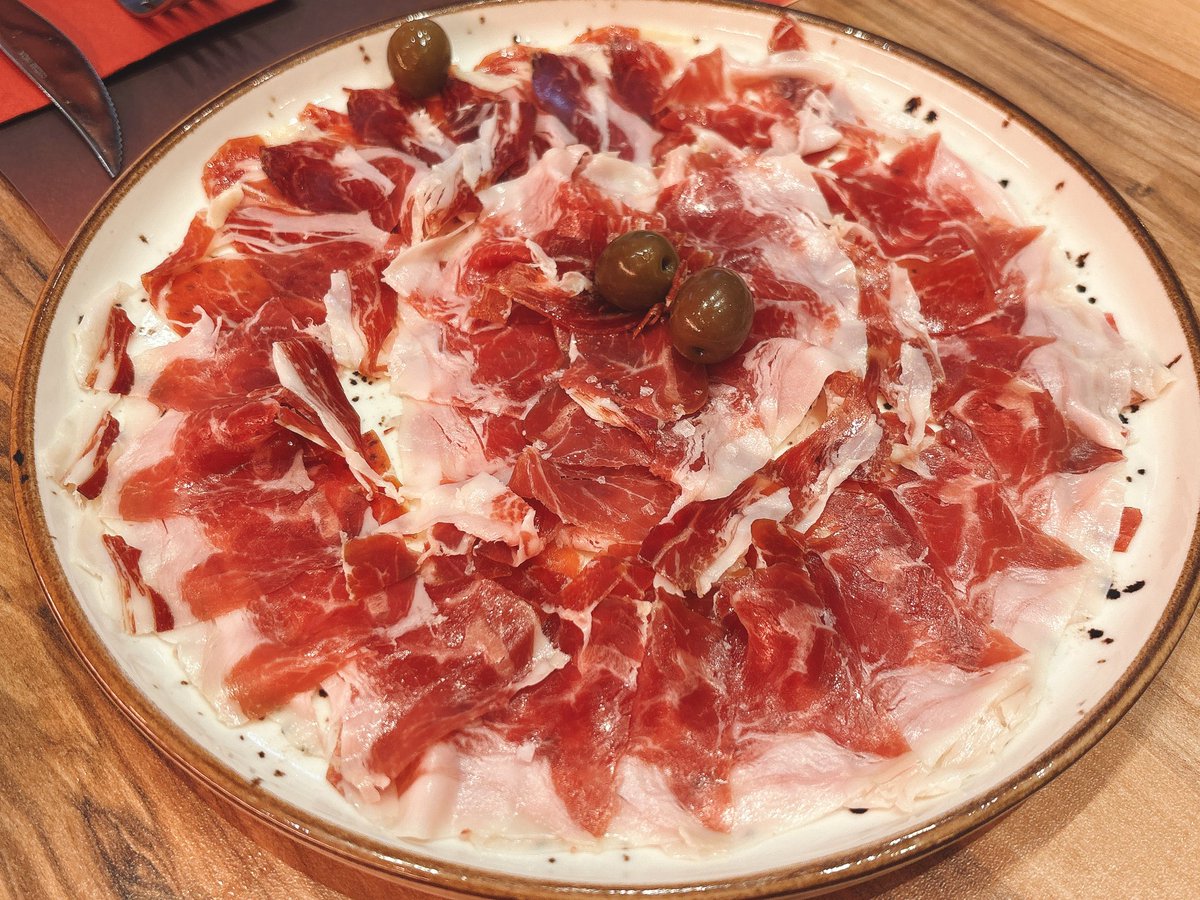 int_lemon's tweet image. ご飯めっちゃうまい〜( ˶‾᷄౪̮₍‾᷅˵ )
牡蠣は最終日に食べたけどもっと食べたかったｗ