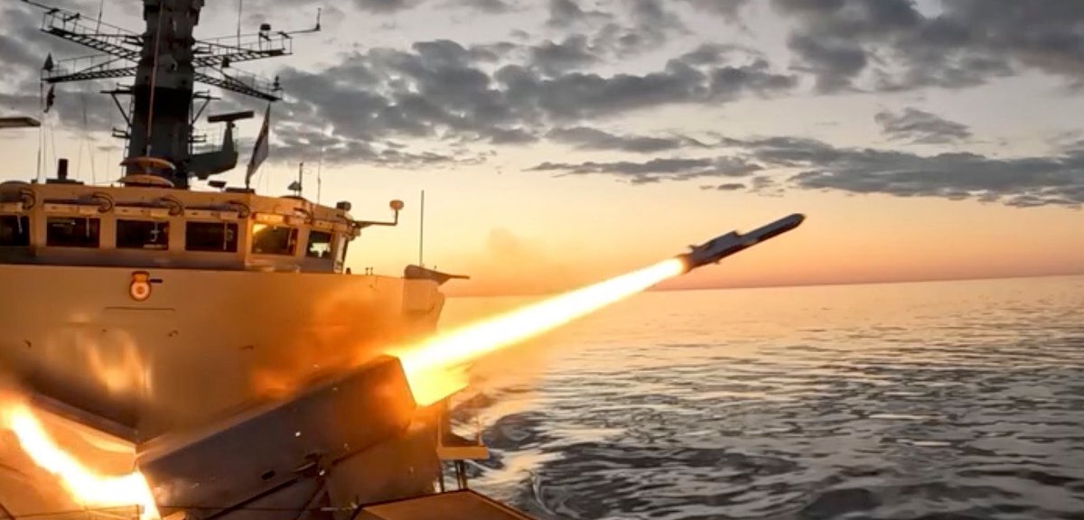 BREAKING:

HMS Somerset test-fires Naval Strike Missile

navylookout.com/hms-somerset-t…