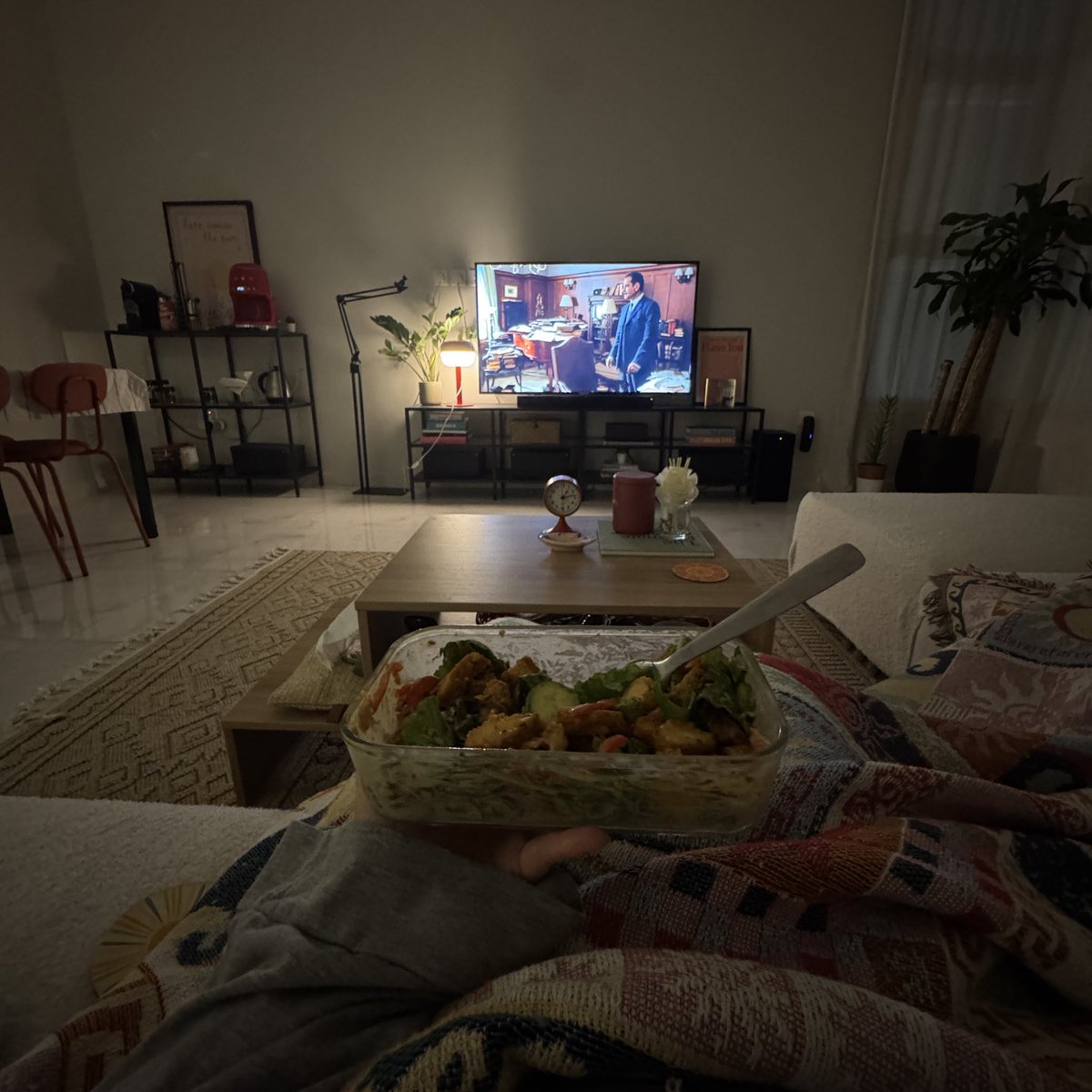 eveeye_e's tweet image. مشاهد بيتوتية حنونة