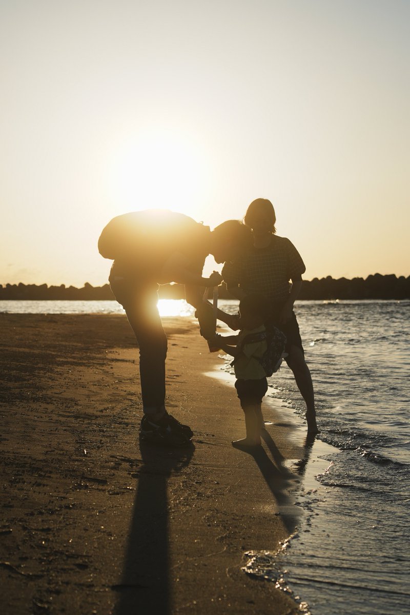 sudatch's tweet image. 新潟県柏崎市で家族写真撮影📸

山梨県民的には海に沈む夕陽は観れないので本当に来て良かった！！！！
