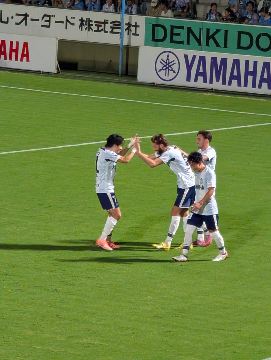 villagepeople22's tweet image. この時点で試合終了でも良かったよ
#ジュビロ磐田 
#ヤンファンデンベルフ