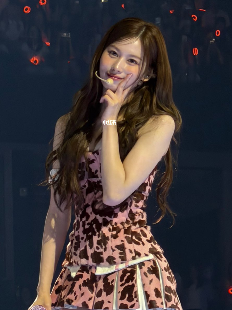 ฅ^•ﻌ•^ฅ tweet media