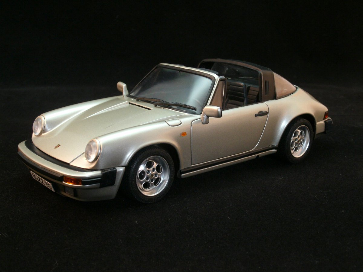 HirakawaDavid's tweet image. 1984 Porsche Carrera Targa. Painted with Titanium Silver.
1984年型ポルシェ カレラ タルガ。
塗装はチタニウムシルバー。
#Porsche
#Revell
#Scalemodel
