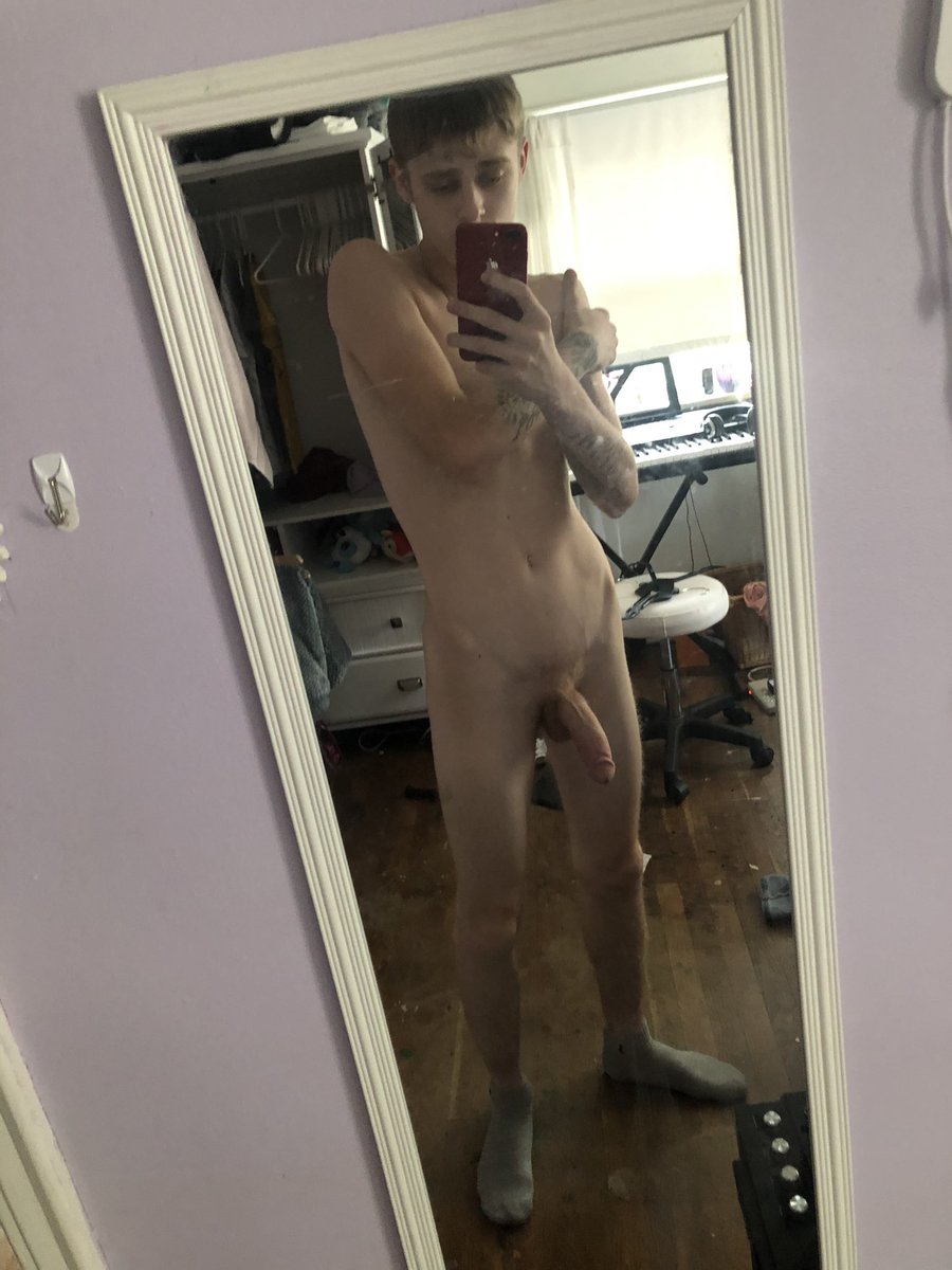 lance_nsfw's tweet photo. Some pics from when I first started selling content from 5 years ago https://t.co/prNFUO2wff