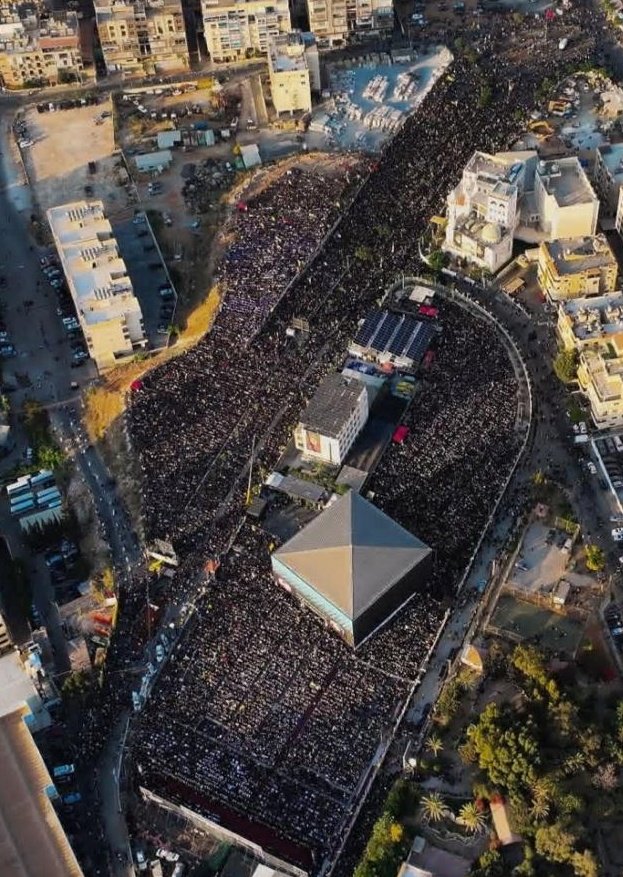 في واحد اسمه مجحش خسار هيك شي على هيدا النسق.. ، قال انه الحزب يعيش حالة تشرذم..
اذا هيك متشرذم، الله يديم التشرذم. #انا_علي_العهد