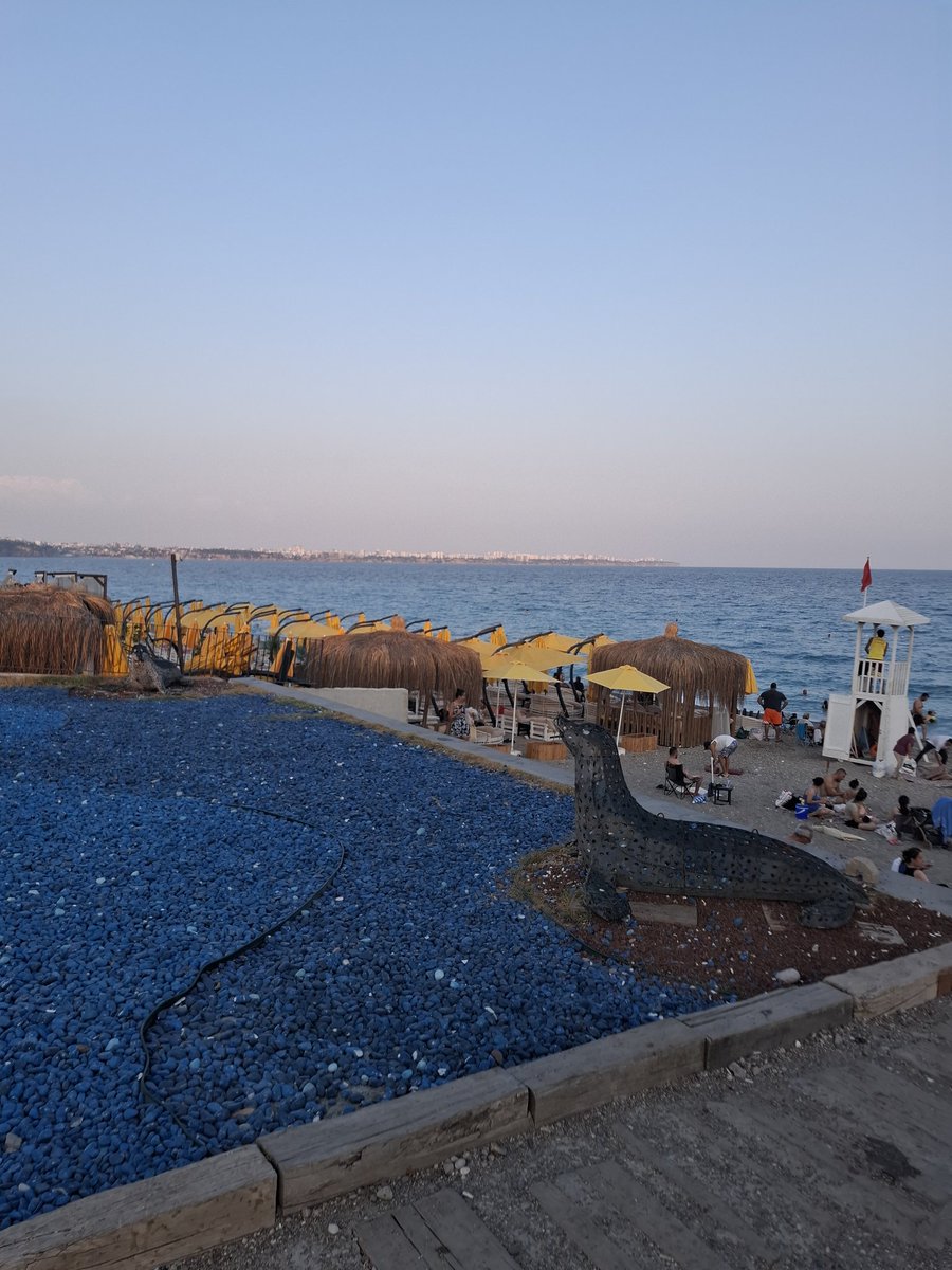 Sex isteyen yokmu Yerim var yanliz yaşiyorum antalya