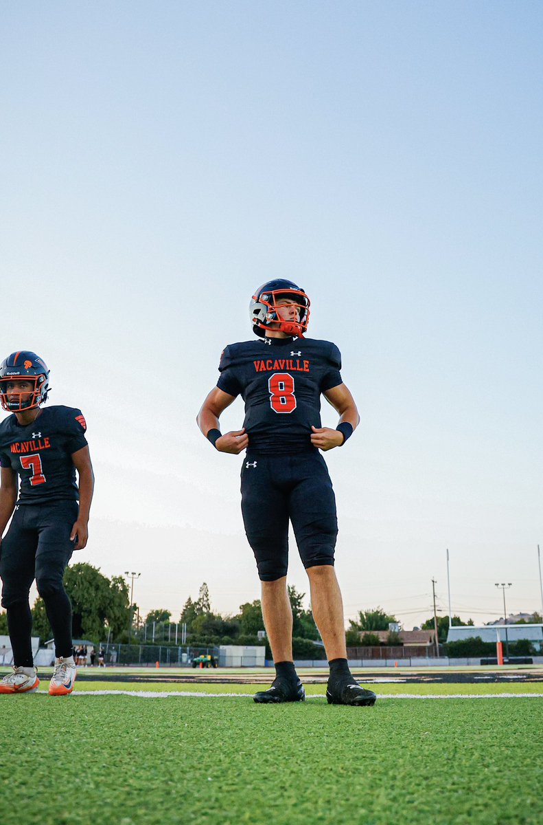 1BrendanJackson's tweet image. Started the season off 0-2 now we’re 4-2. It’s not about how you start it’s about how you finish, go dawgs!
@vacafootball @CoachMike_Silva