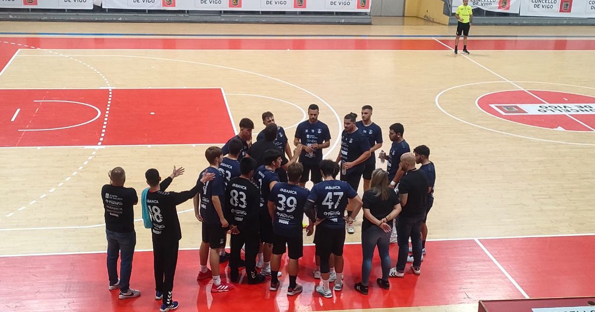 Primeira victoria do noso equipo da 1NM na difícil cancha do Reconquista , nun encontro moi igualado no que os nosos puideron  poñerse por diante no marcador nos últimos 5 minutos e xa levar os dous puntos para O Porriño.

<a href="/bmreconquista/">Club Balonmano Reconquista de Vigo</a> 33 - Balonmán Porriño 36