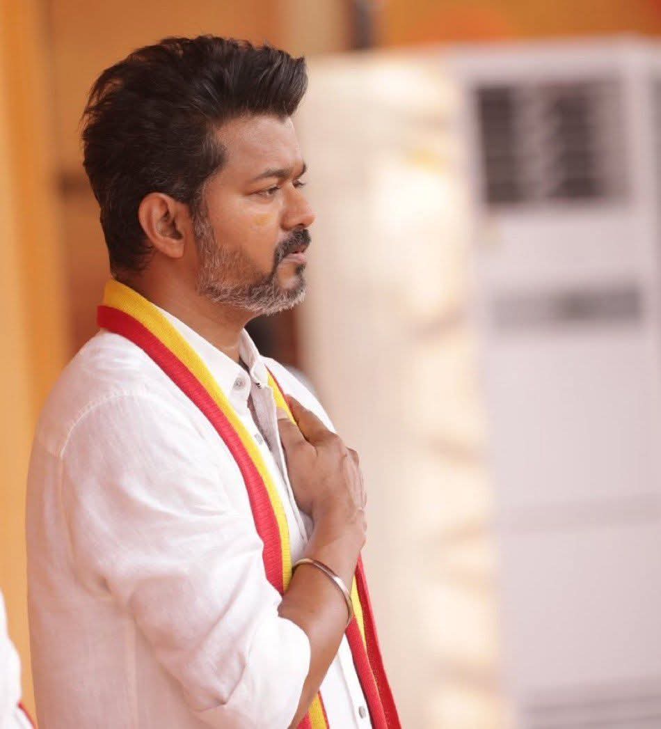 _Mr_Django_'s tweet image. നെഞ്ചിൽ കുടിയിരുന്നവരെ തന്നെ ഊംഫിച്ചല്ലോടാ ഗുണ്ണേ #TVKVijay #உங்கவிஜய்_நா_வரேன் #Vijay #TamilNadu