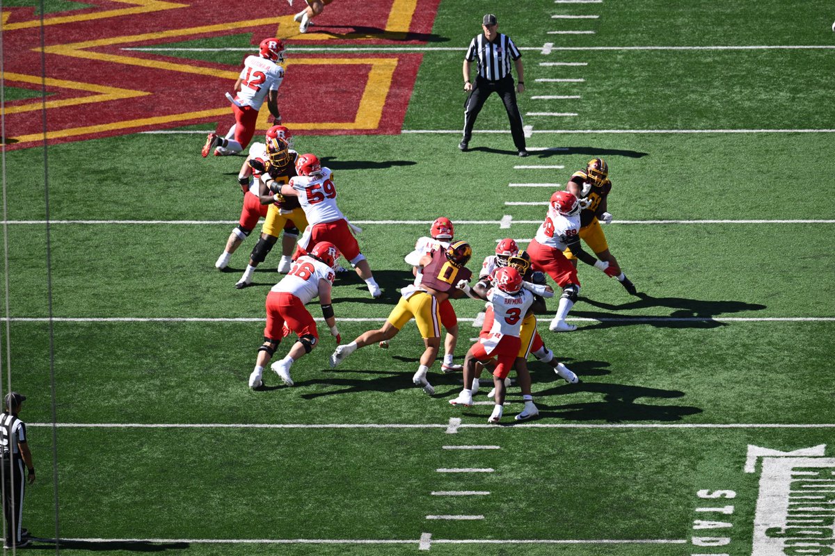 GopherFootball's tweet photo. 4.5 sacks so far this season (so far) for @AgentAnt0 👀 https://t.co/OdSIQbXfR9