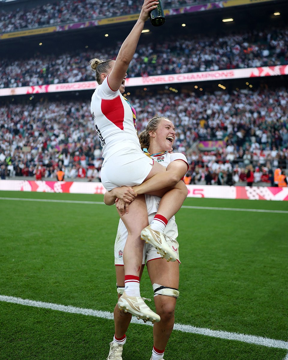 rugbyworldcup's tweet photo. What a duo 🤝
#RWC2025 | #CANvENG | #RWC2025Final https://t.co/12vYnJhhAD