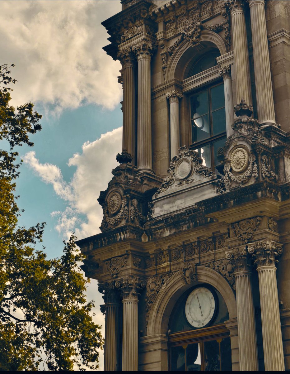 Ben bu fotoğraf olayına bayıldım yaa
-
-Dolmabahçe 
27.09.25